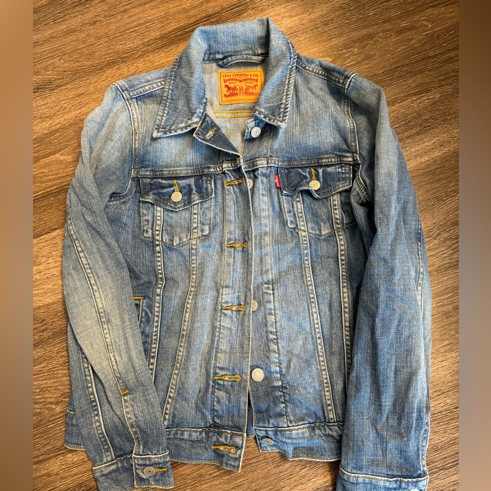 Levi’s denim jacket